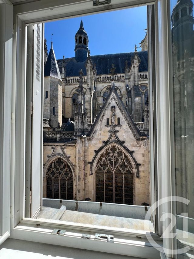 Appartement F3 à vendre - 4 pièces - 89.0 m2 - NEVERS - 58 - BOURGOGNE - Century 21 Confluences