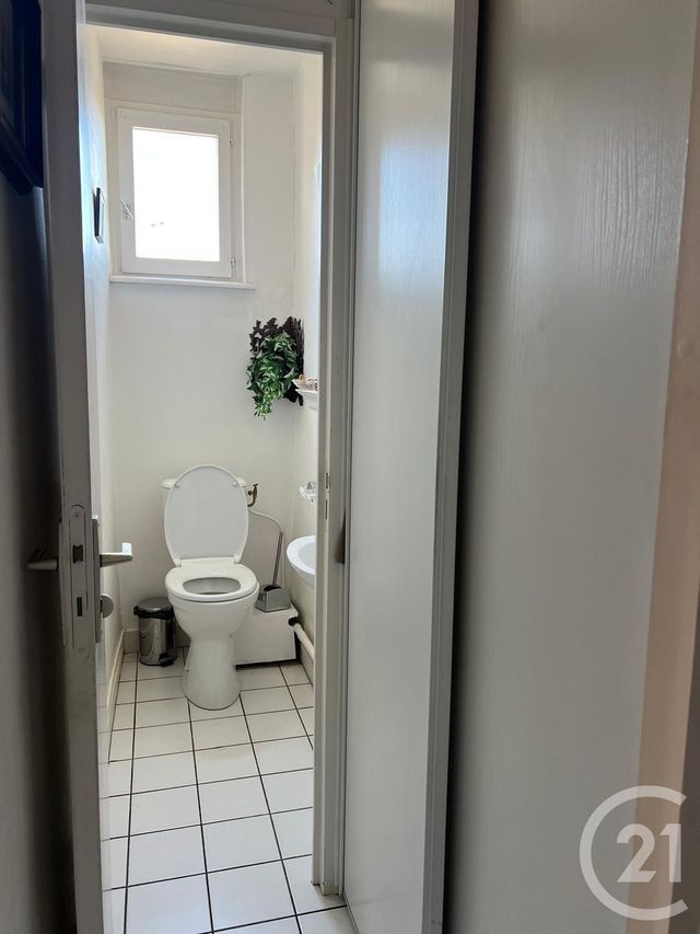 Appartement F3 à vendre - 4 pièces - 89.0 m2 - NEVERS - 58 - BOURGOGNE - Century 21 Confluences