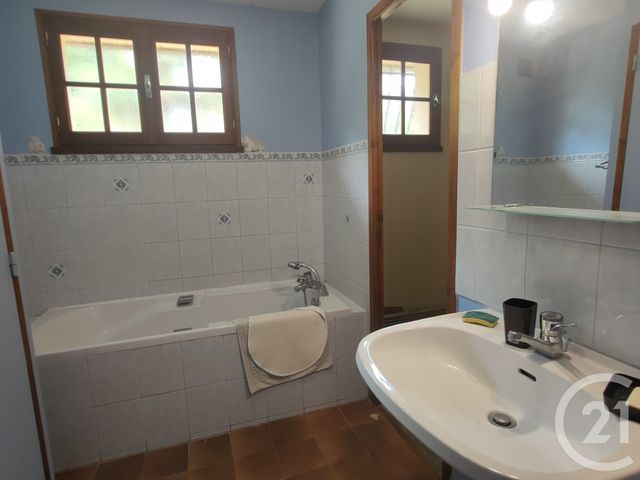 maison à louer - 5 pièces - 93.45 m2 - ST BENIN DES BOIS - 58 - BOURGOGNE - Century 21 Confluences