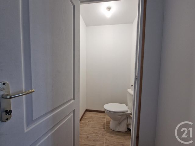 Appartement F3 à louer - 3 pièces - 79.24 m2 - FOURCHAMBAULT - 58 - BOURGOGNE - Century 21 Confluences