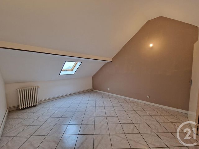 maison à louer - 5 pièces - 121.6 m2 - ST BENIN DES BOIS - 58 - BOURGOGNE - Century 21 Confluences