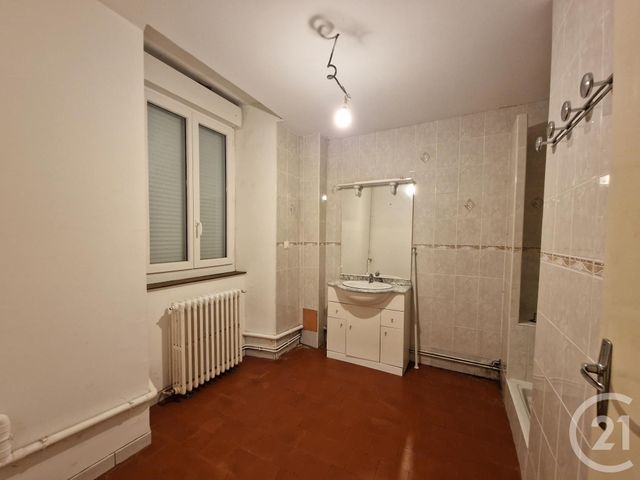 maison à louer - 5 pièces - 121.6 m2 - ST BENIN DES BOIS - 58 - BOURGOGNE - Century 21 Confluences