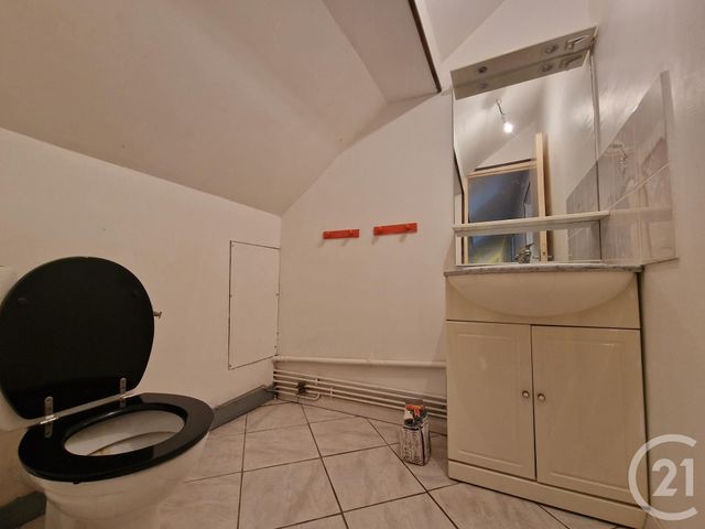 maison à louer - 5 pièces - 121.6 m2 - ST BENIN DES BOIS - 58 - BOURGOGNE - Century 21 Confluences