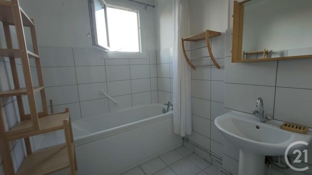 Appartement F1 à louer - 1 pièce - 37.15 m2 - NEVERS - 58 - BOURGOGNE - Century 21 Confluences