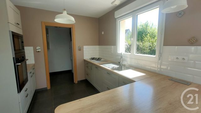 maison à louer - 4 pièces - 99.59 m2 - VARENNES VAUZELLES - 58 - BOURGOGNE - Century 21 Confluences