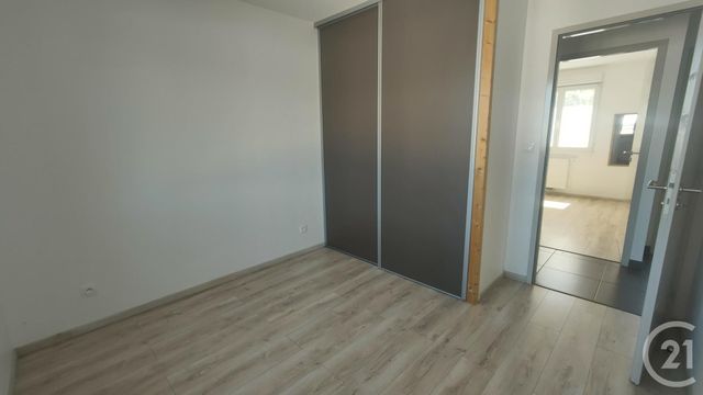 maison à louer - 4 pièces - 99.59 m2 - VARENNES VAUZELLES - 58 - BOURGOGNE - Century 21 Confluences