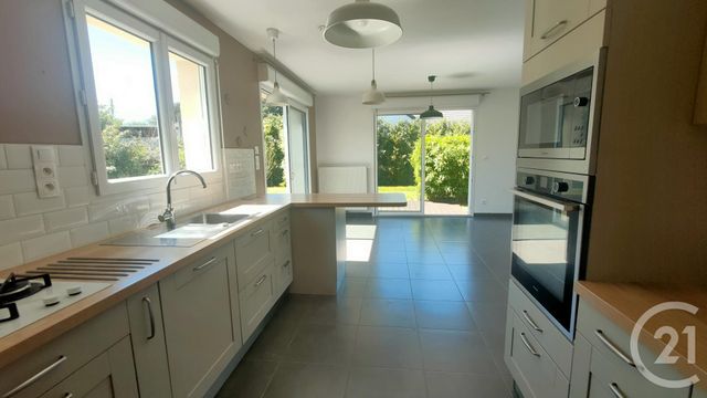 maison à louer - 4 pièces - 99.59 m2 - VARENNES VAUZELLES - 58 - BOURGOGNE - Century 21 Confluences