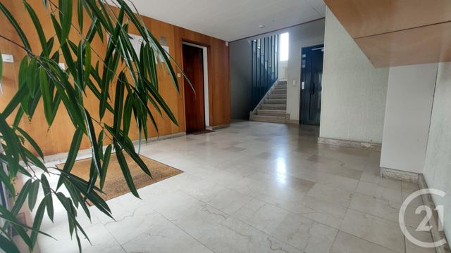 Appartement F1 à louer - 1 pièce - 34.1 m2 - NEVERS - 58 - BOURGOGNE - Century 21 Confluences