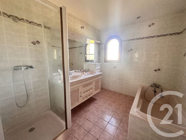 maison à vendre - 7 pièces - 180.0 m2 - CUFFY - 18 - CENTRE - Century 21 Confluences