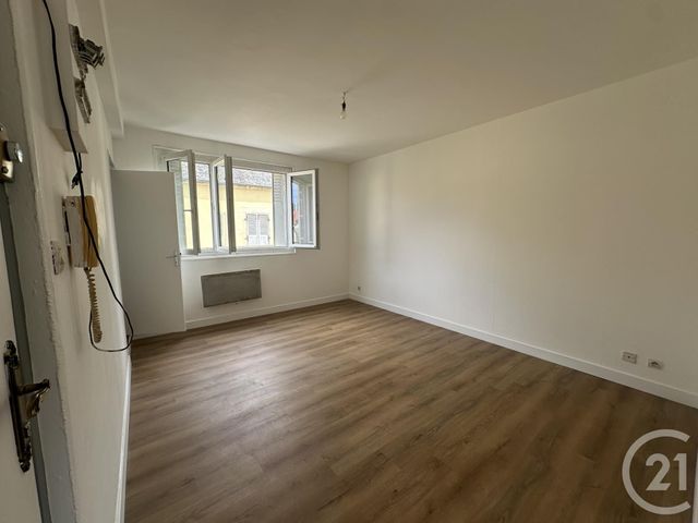 Appartement F3 à louer - 3 pièces - 60.0 m2 - SANCOINS - 18 - CENTRE - Century 21 Confluences
