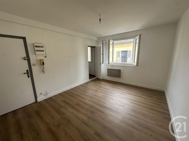 Appartement F3 à louer - 3 pièces - 60.0 m2 - SANCOINS - 18 - CENTRE - Century 21 Confluences