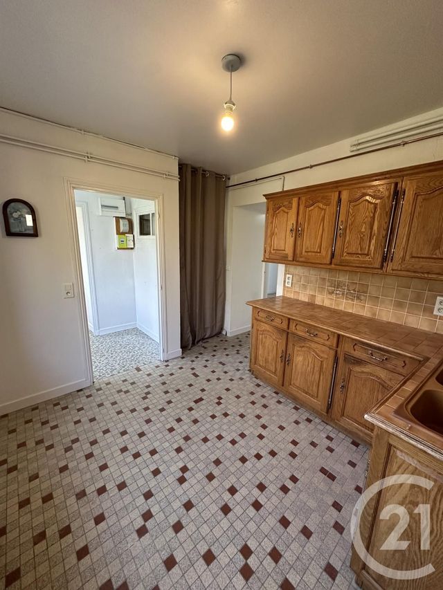 Appartement à louer - 3 pièces - 57.0 m2 - ST ELOI - 58 - BOURGOGNE - Century 21 Confluences