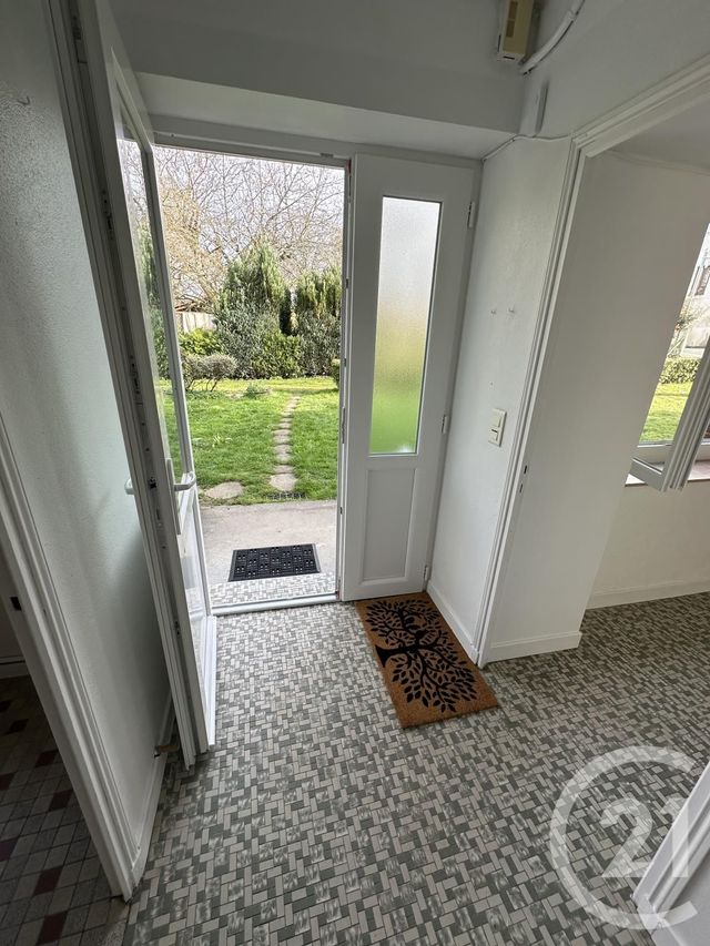 Appartement à louer - 3 pièces - 57.0 m2 - ST ELOI - 58 - BOURGOGNE - Century 21 Confluences