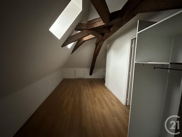 Appartement F4 à louer - 4 pièces - 63.34 m2 - GUERIGNY - 58 - BOURGOGNE - Century 21 Confluences