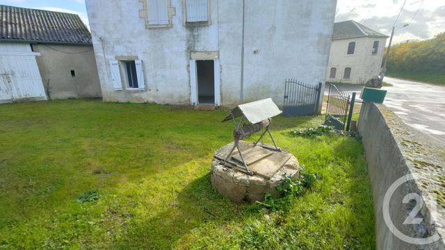 Appartement F3 à louer - 3 pièces - 70.01 m2 - ST PIERRE LE MOUTIER - 58 - BOURGOGNE - Century 21 Confluences