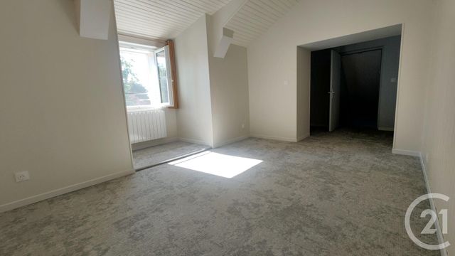 maison à louer - 3 pièces - 90.82 m2 - VARENNES VAUZELLES - 58 - BOURGOGNE - Century 21 Confluences