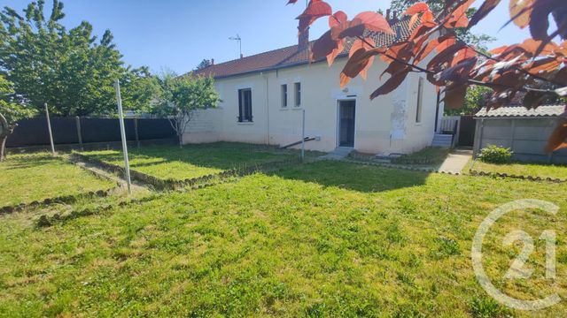 maison à louer - 3 pièces - 90.82 m2 - VARENNES VAUZELLES - 58 - BOURGOGNE - Century 21 Confluences
