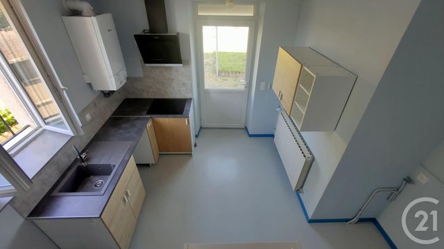 maison à louer - 3 pièces - 90.82 m2 - VARENNES VAUZELLES - 58 - BOURGOGNE - Century 21 Confluences