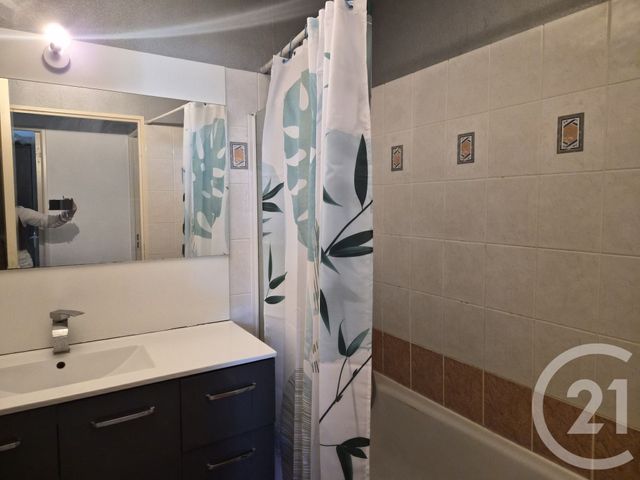 Appartement F3 à vendre - 3 pièces - 65.08 m2 - COULANGES LES NEVERS - 58 - BOURGOGNE - Century 21 Confluences