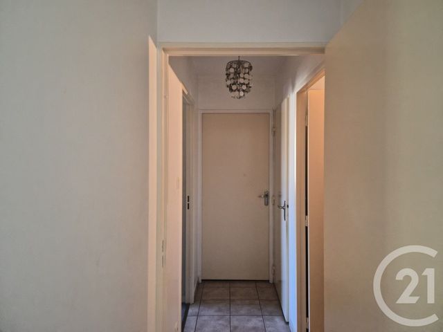 Appartement F3 à vendre - 3 pièces - 65.08 m2 - COULANGES LES NEVERS - 58 - BOURGOGNE - Century 21 Confluences
