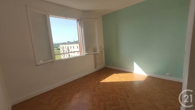 Appartement F4 à louer - 4 pièces - 73.44 m2 - DECIZE - 58 - BOURGOGNE - Century 21 Confluences