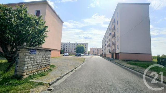 Appartement F4 à louer - 4 pièces - 73.44 m2 - DECIZE - 58 - BOURGOGNE - Century 21 Confluences
