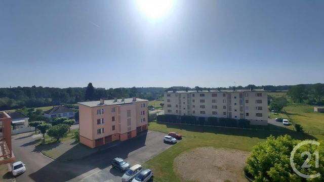 Appartement F4 à louer - 4 pièces - 73.44 m2 - DECIZE - 58 - BOURGOGNE - Century 21 Confluences