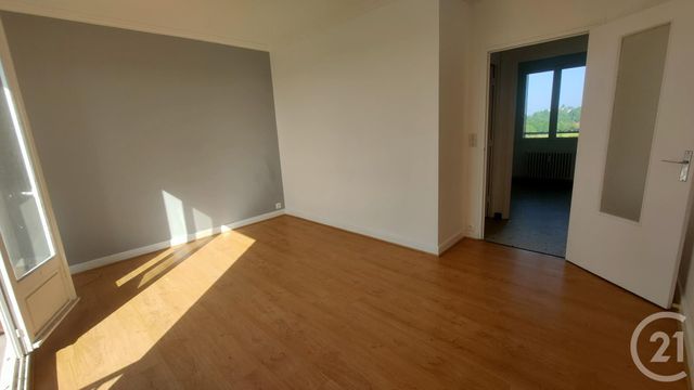 Appartement F4 à louer - 4 pièces - 73.44 m2 - DECIZE - 58 - BOURGOGNE - Century 21 Confluences