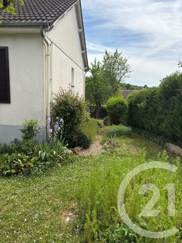 maison à vendre - 3 pièces - 72.0 m2 - SAUVIGNY LES BOIS - 58 - BOURGOGNE - Century 21 Confluences