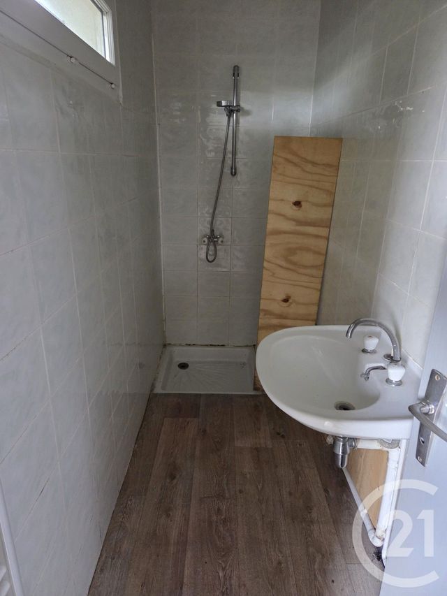 Appartement F2 à vendre - 2 pièces - 42.0 m2 - IMPHY - 58 - BOURGOGNE - Century 21 Confluences