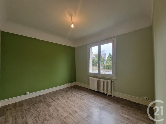 maison à louer - 3 pièces - 48.57 m2 - ST PIERRE LE MOUTIER - 58 - BOURGOGNE - Century 21 Confluences