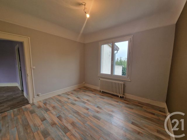 maison à louer - 3 pièces - 48.57 m2 - ST PIERRE LE MOUTIER - 58 - BOURGOGNE - Century 21 Confluences