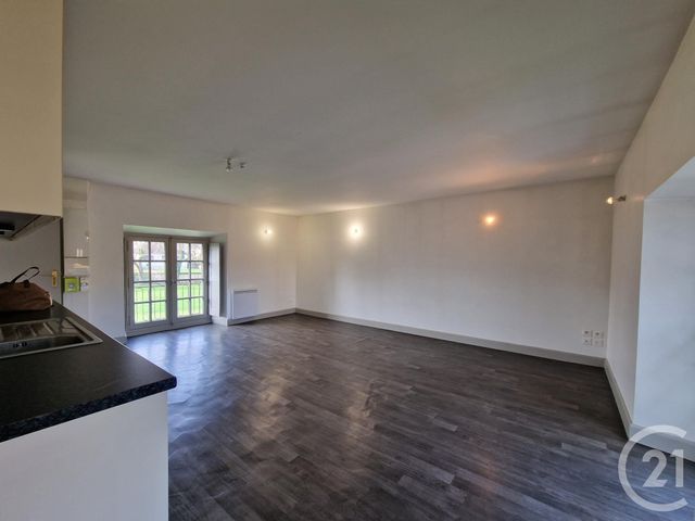 Appartement Duplex à louer - 3 pièces - 64.78 m2 - GUERIGNY - 58 - BOURGOGNE - Century 21 Confluences