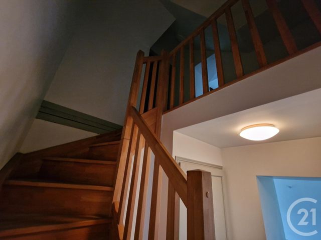 Appartement Duplex à louer - 3 pièces - 64.78 m2 - GUERIGNY - 58 - BOURGOGNE - Century 21 Confluences