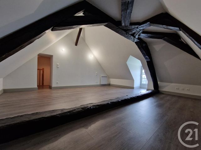 Appartement Duplex à louer - 3 pièces - 64.78 m2 - GUERIGNY - 58 - BOURGOGNE - Century 21 Confluences