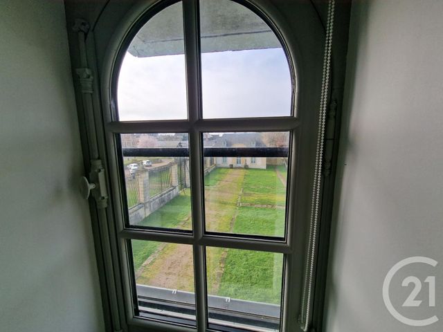 Appartement Duplex à louer - 3 pièces - 64.78 m2 - GUERIGNY - 58 - BOURGOGNE - Century 21 Confluences