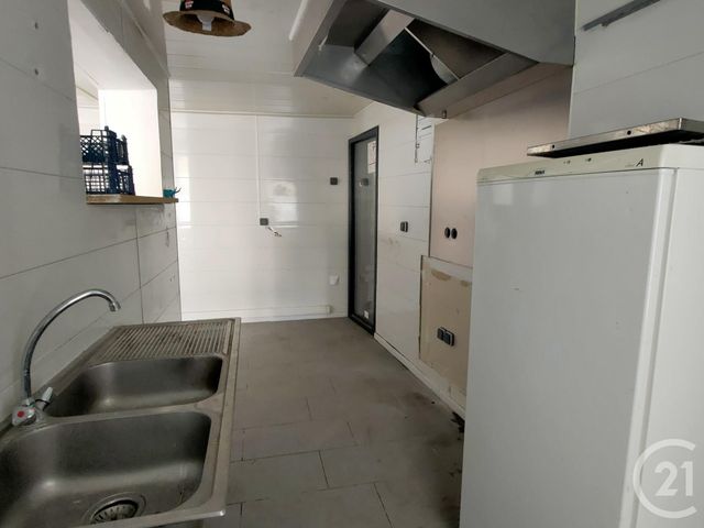 commerce à louer - 65.0 m2 - 58 - BOURGOGNE - Century 21 Confluences