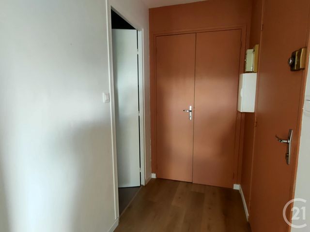 Appartement à louer - 3 pièces - 60.23 m2 - NEVERS - 58 - BOURGOGNE - Century 21 Confluences