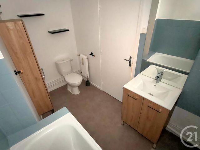 Appartement à louer - 3 pièces - 60.23 m2 - NEVERS - 58 - BOURGOGNE - Century 21 Confluences