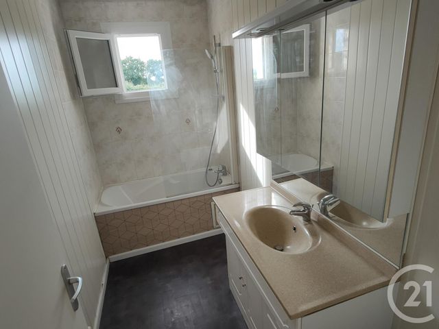 maison à louer - 4 pièces - 73.31 m2 - SAUVIGNY LES BOIS - 58 - BOURGOGNE - Century 21 Confluences