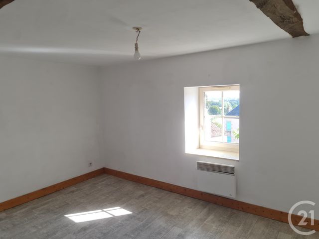 Appartement F4 à louer - 4 pièces - 85.66 m2 - LUTHENAY UXELOUP - 58 - BOURGOGNE - Century 21 Confluences