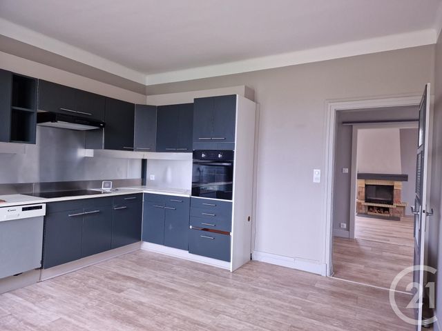 maison à louer - 6 pièces - 150.74 m2 - LE VEURDRE - 03 - AUVERGNE - Century 21 Confluences