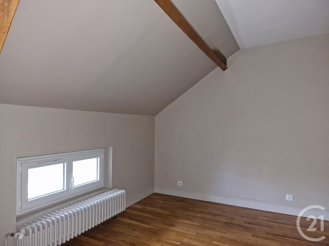 maison à louer - 6 pièces - 150.74 m2 - LE VEURDRE - 03 - AUVERGNE - Century 21 Confluences