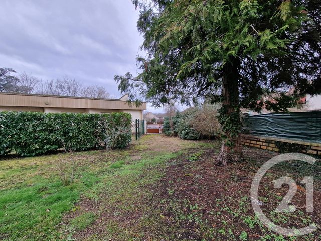 maison à louer - 6 pièces - 150.74 m2 - LE VEURDRE - 03 - AUVERGNE - Century 21 Confluences