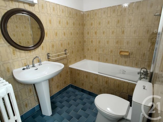 Appartement Studio à louer - 1 pièce - 44.69 m2 - NEVERS - 58 - BOURGOGNE - Century 21 Confluences
