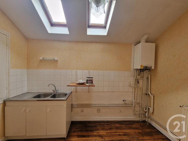 Appartement F2 à louer - 2 pièces - 41.45 m2 - ST PIERRE LE MOUTIER - 58 - BOURGOGNE - Century 21 Confluences