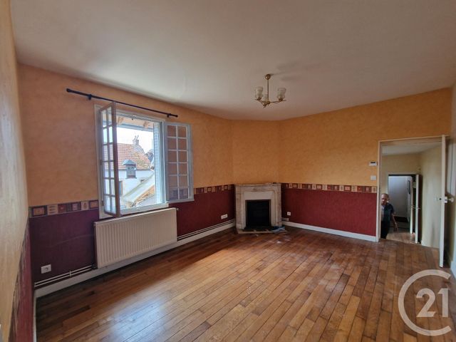 Appartement F2 à louer - 2 pièces - 41.45 m2 - ST PIERRE LE MOUTIER - 58 - BOURGOGNE - Century 21 Confluences