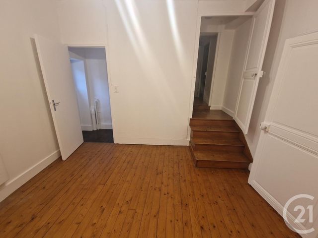 maison à louer - 4 pièces - 96.86 m2 - ST PARIZE LE CHATEL - 58 - BOURGOGNE - Century 21 Confluences
