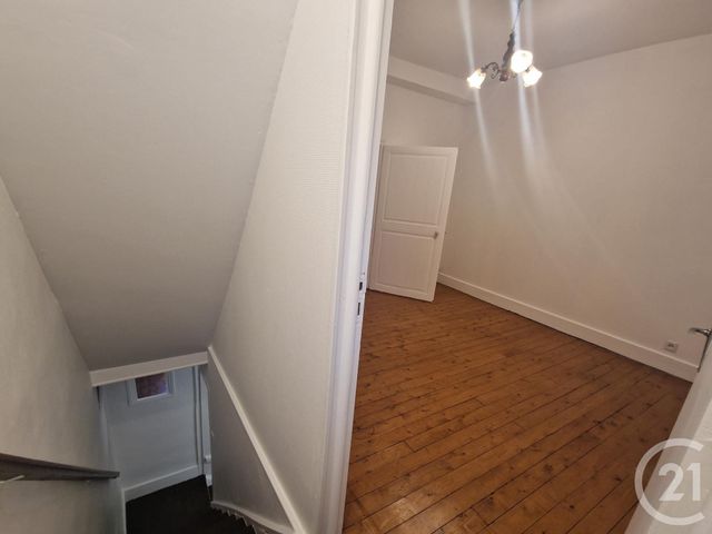 maison à louer - 4 pièces - 96.86 m2 - ST PARIZE LE CHATEL - 58 - BOURGOGNE - Century 21 Confluences