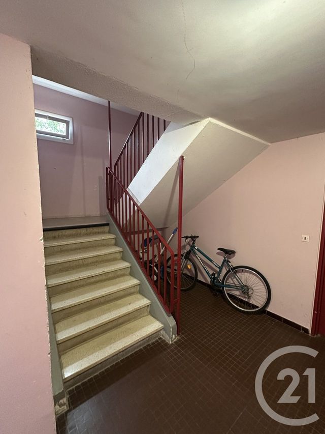 Appartement F3 à louer - 3 pièces - 73.27 m2 - CERCY LA TOUR - 58 - BOURGOGNE - Century 21 Confluences